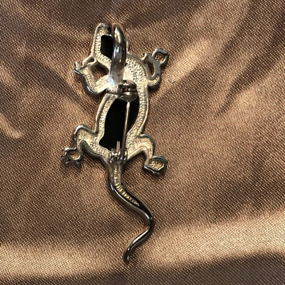 Lizard Pin/Pendant - Picture 4 of 5